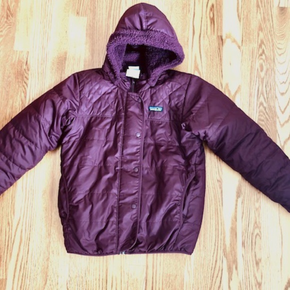 Patagonia Girls reversible puffy Size 12 / Large - Picture 1 of 4